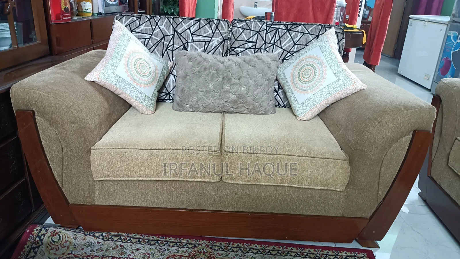 Hatil Sofa