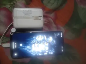 Walton 4 GB White