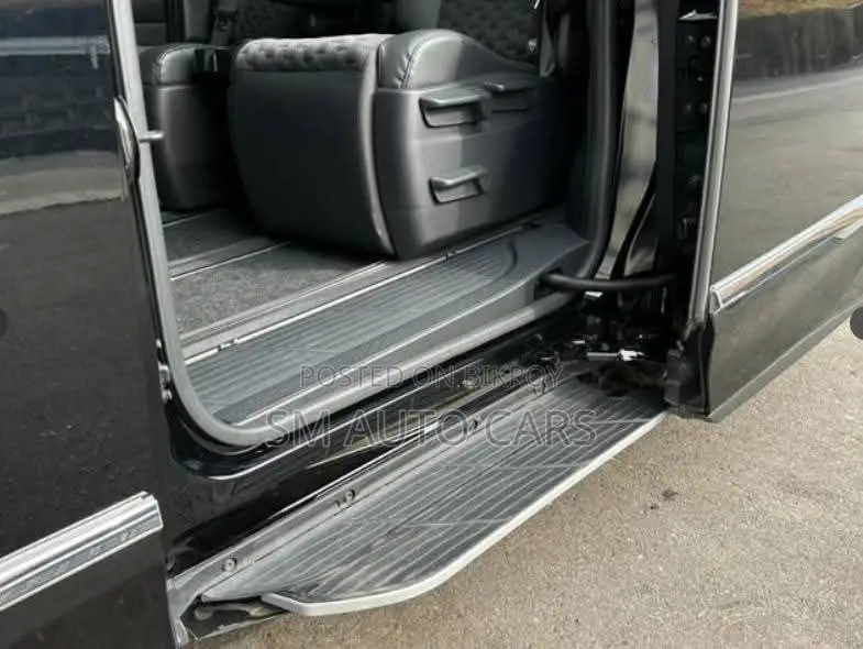 Toyota Voxy 2023 Black