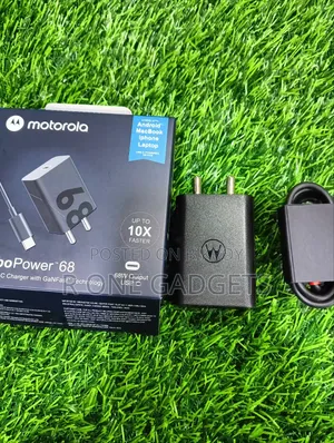Motorola 68 Watt Turbo Charger