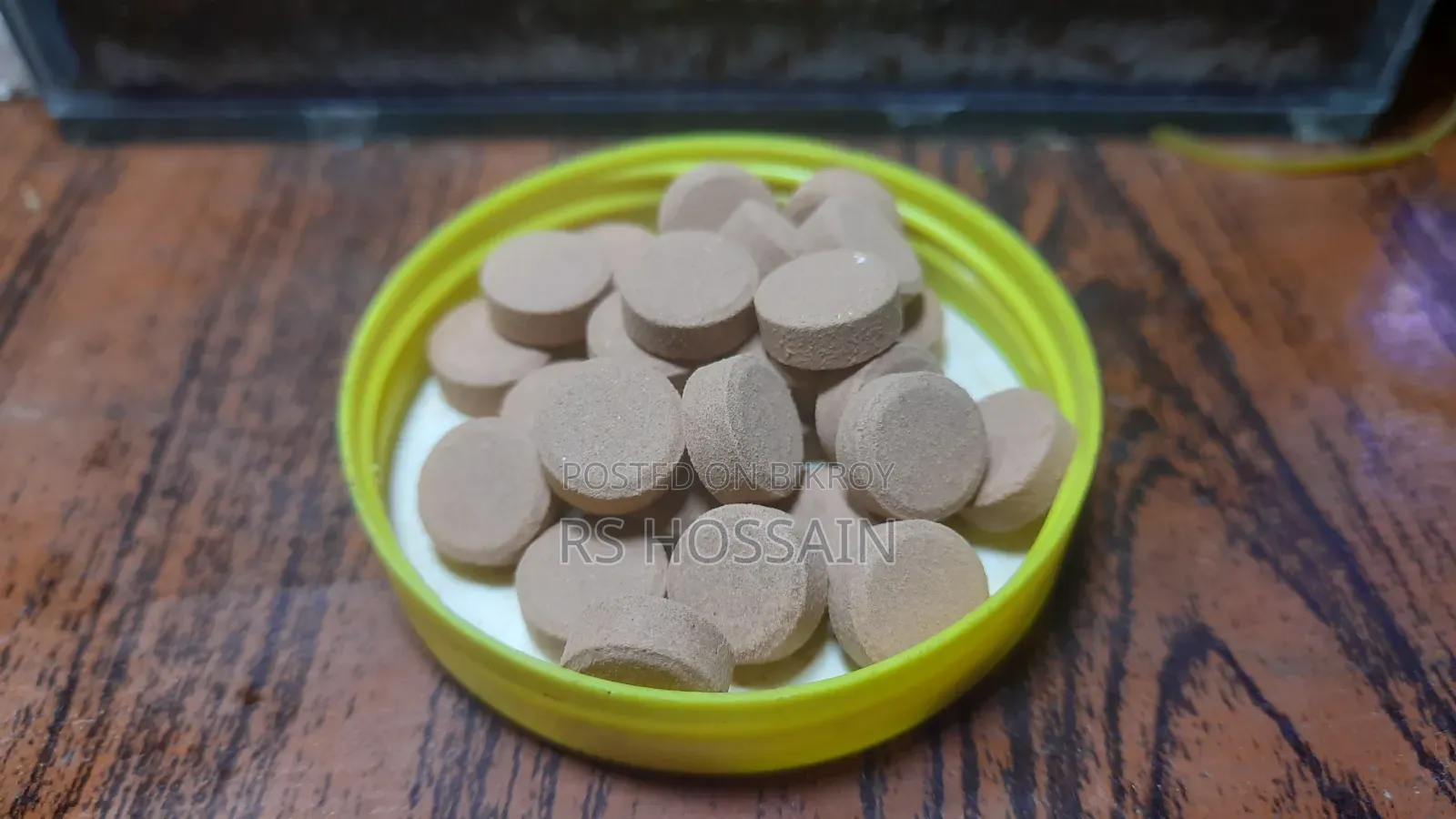 Fish Food Supplements