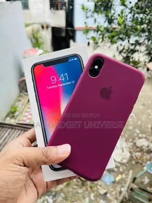 Apple iPhone X 64 GB Black
