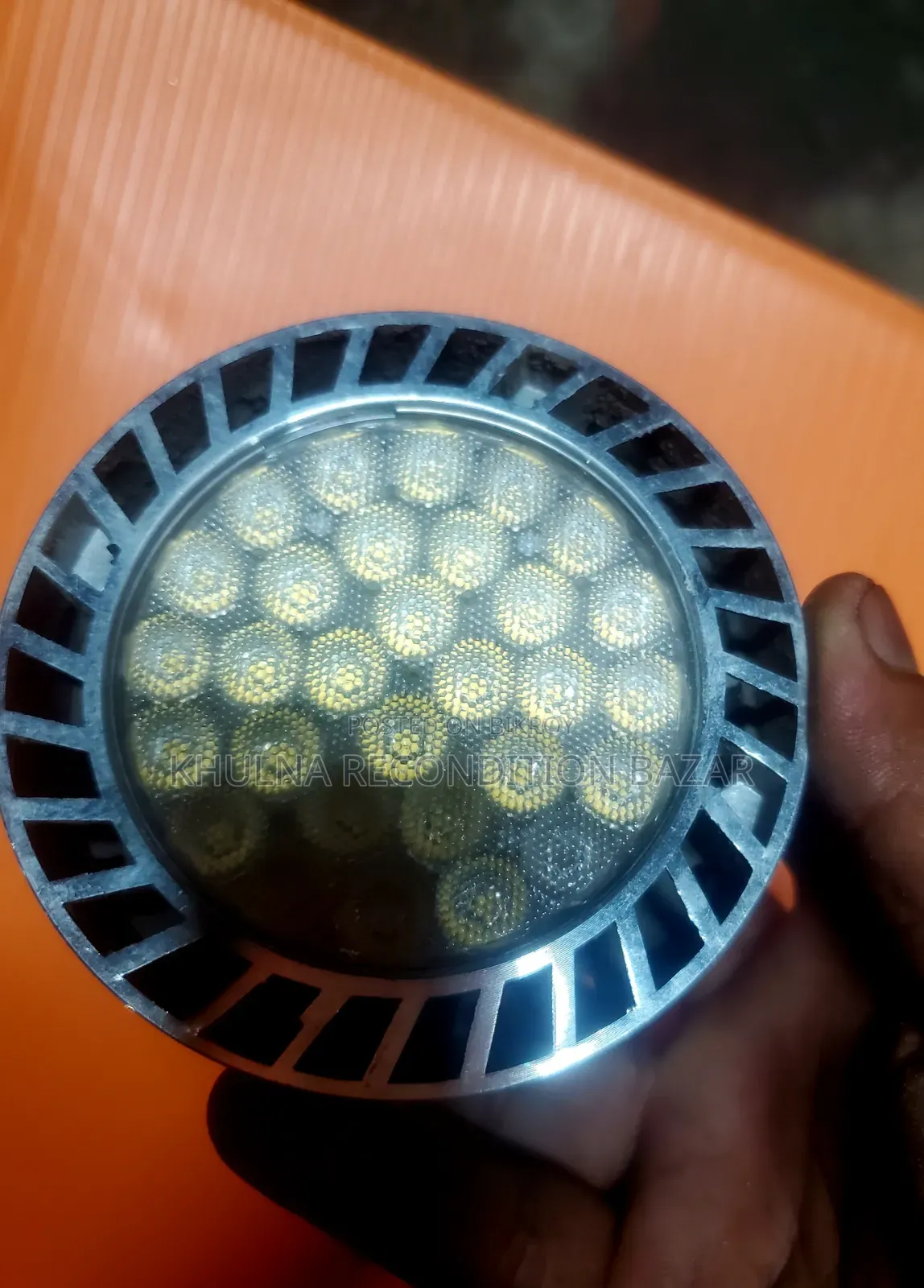 স্পট ট্র্যাক লাইট পাইকারী বিক্রি হবে