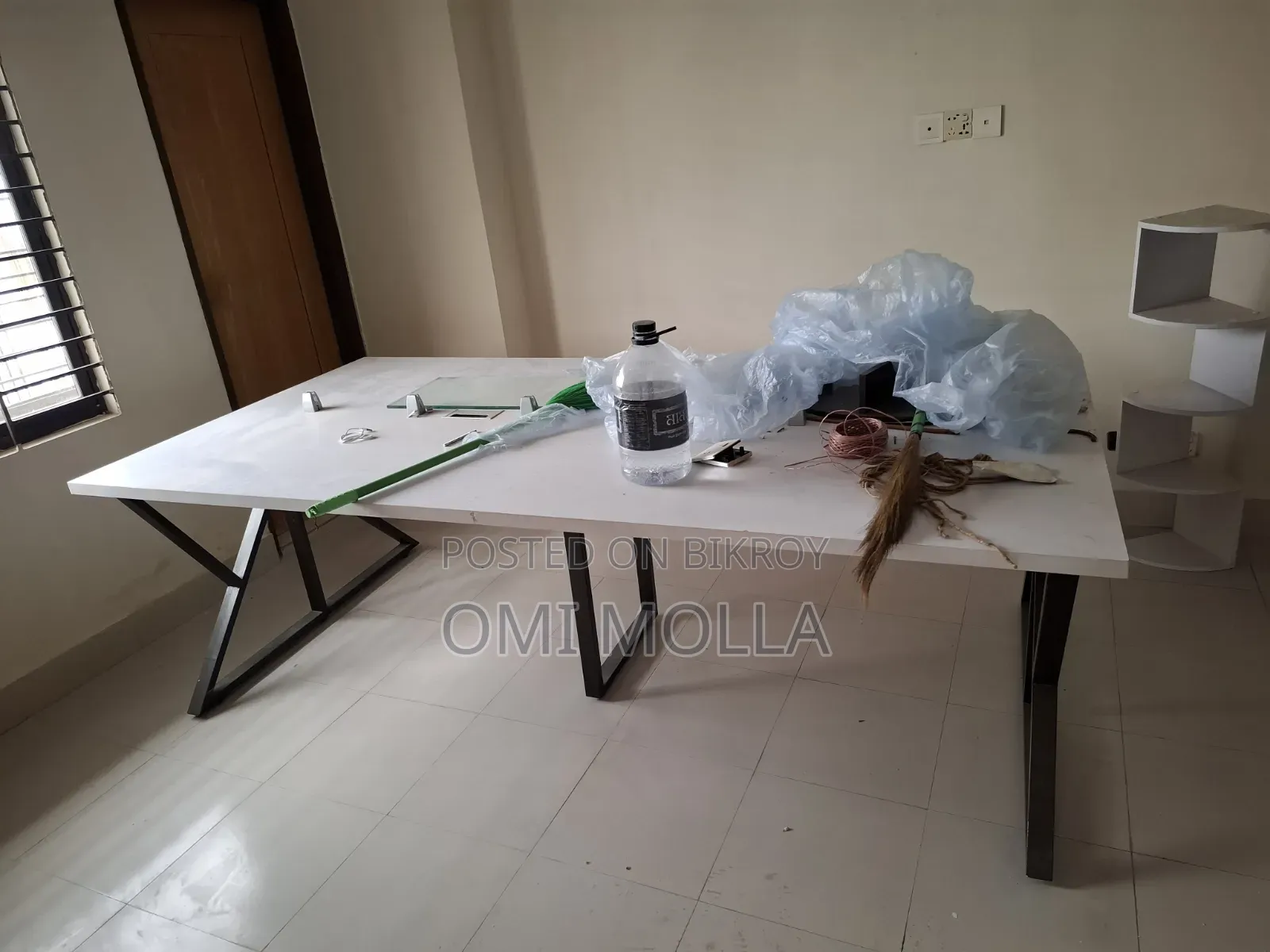 বড় অফিস টেবিল বিক্রয় করা হবে