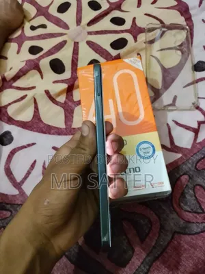 Tecno Spark 40 Pro 128 GB Black