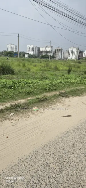 5 Katha Plot on 54' Road Adjacent to Purbachal Sector-10 Lake and Playground