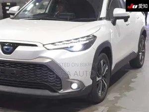 Toyota Corolla Cross 2021 Pearl