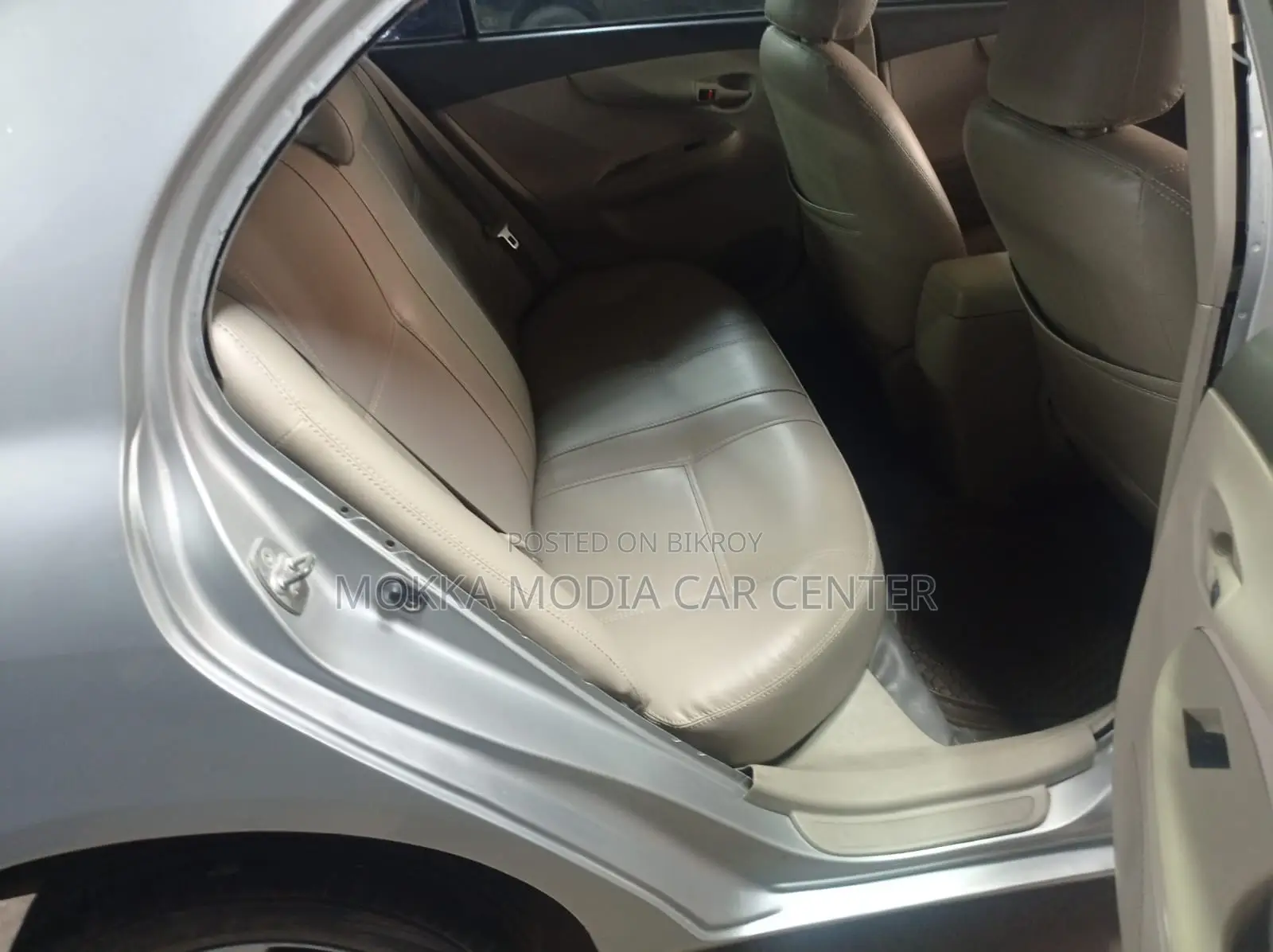 Toyota Axio 2010 Silver