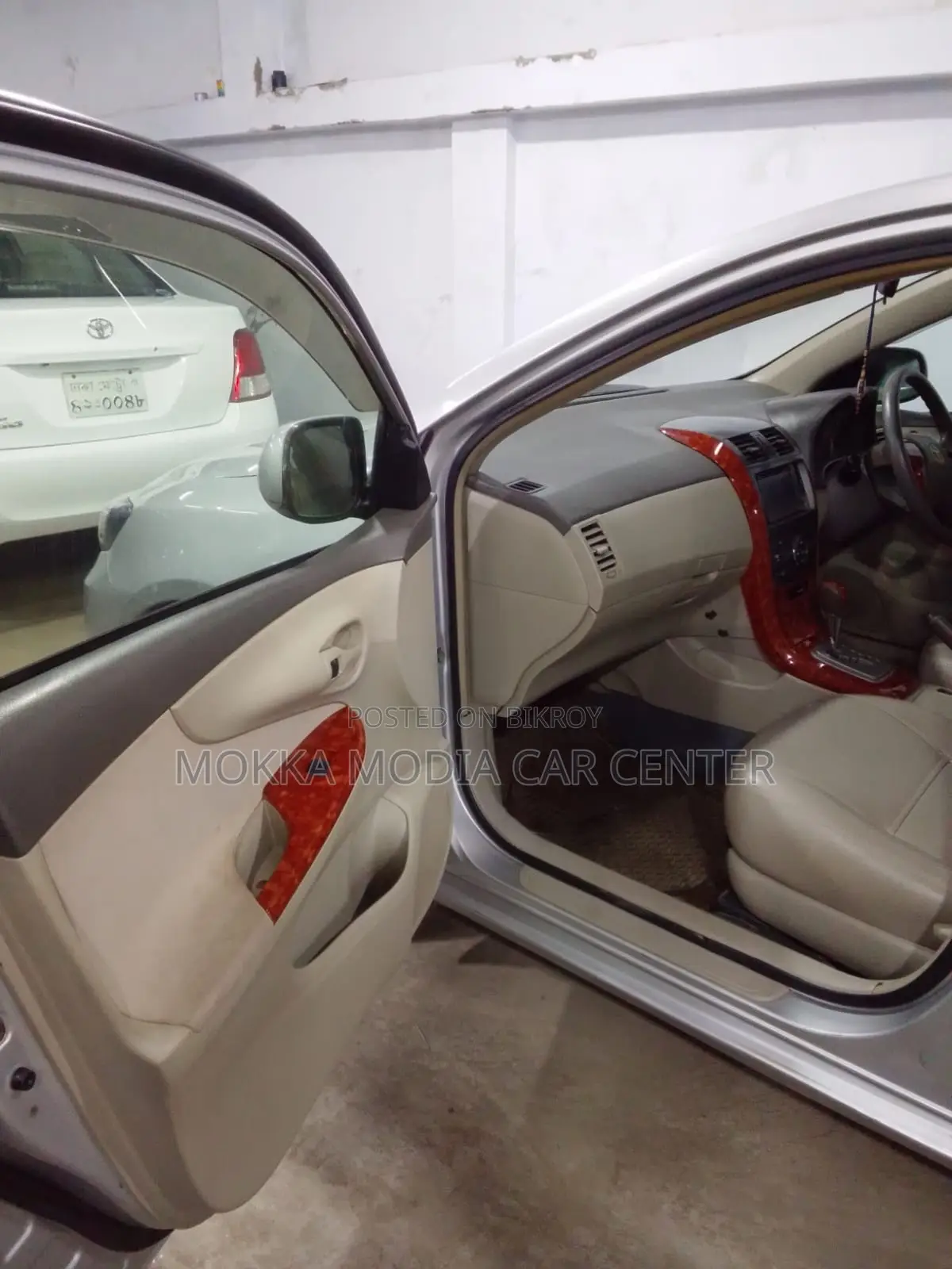 Toyota Axio 2010 Silver