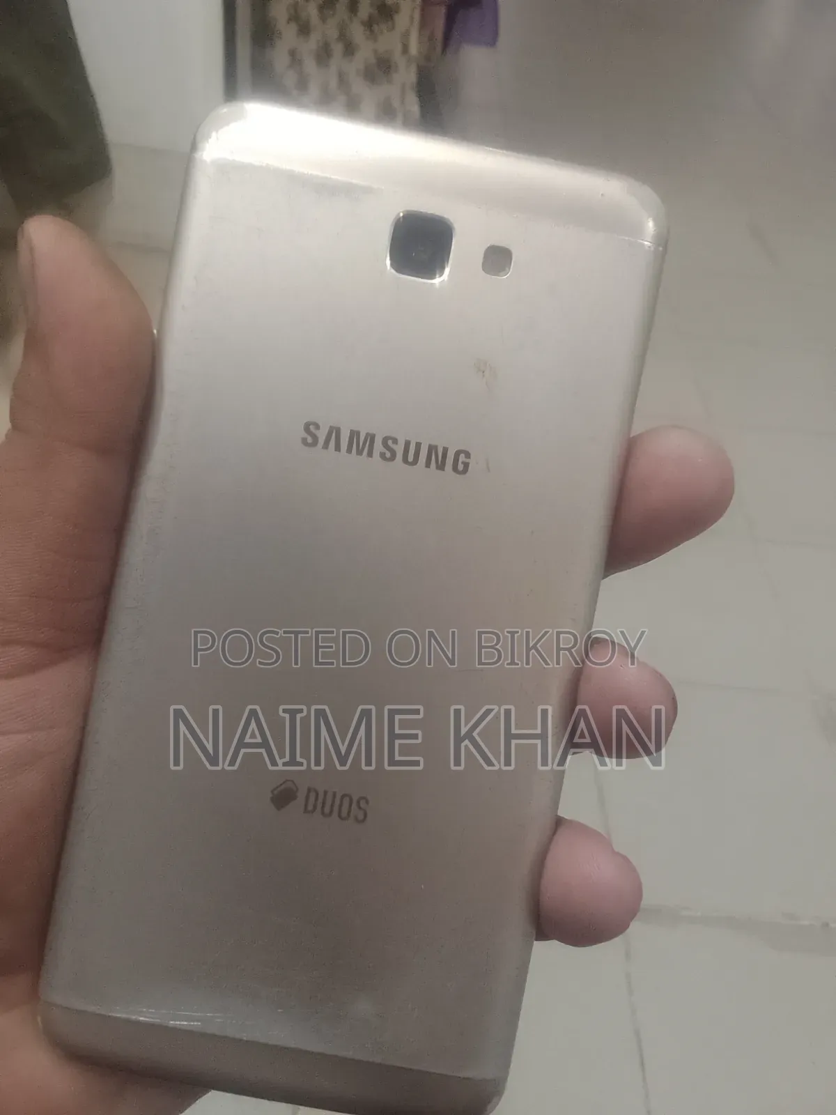 Samsung Galaxy J7 16 GB