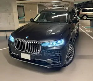 BMW X7 xDrive40i 2022 Gray