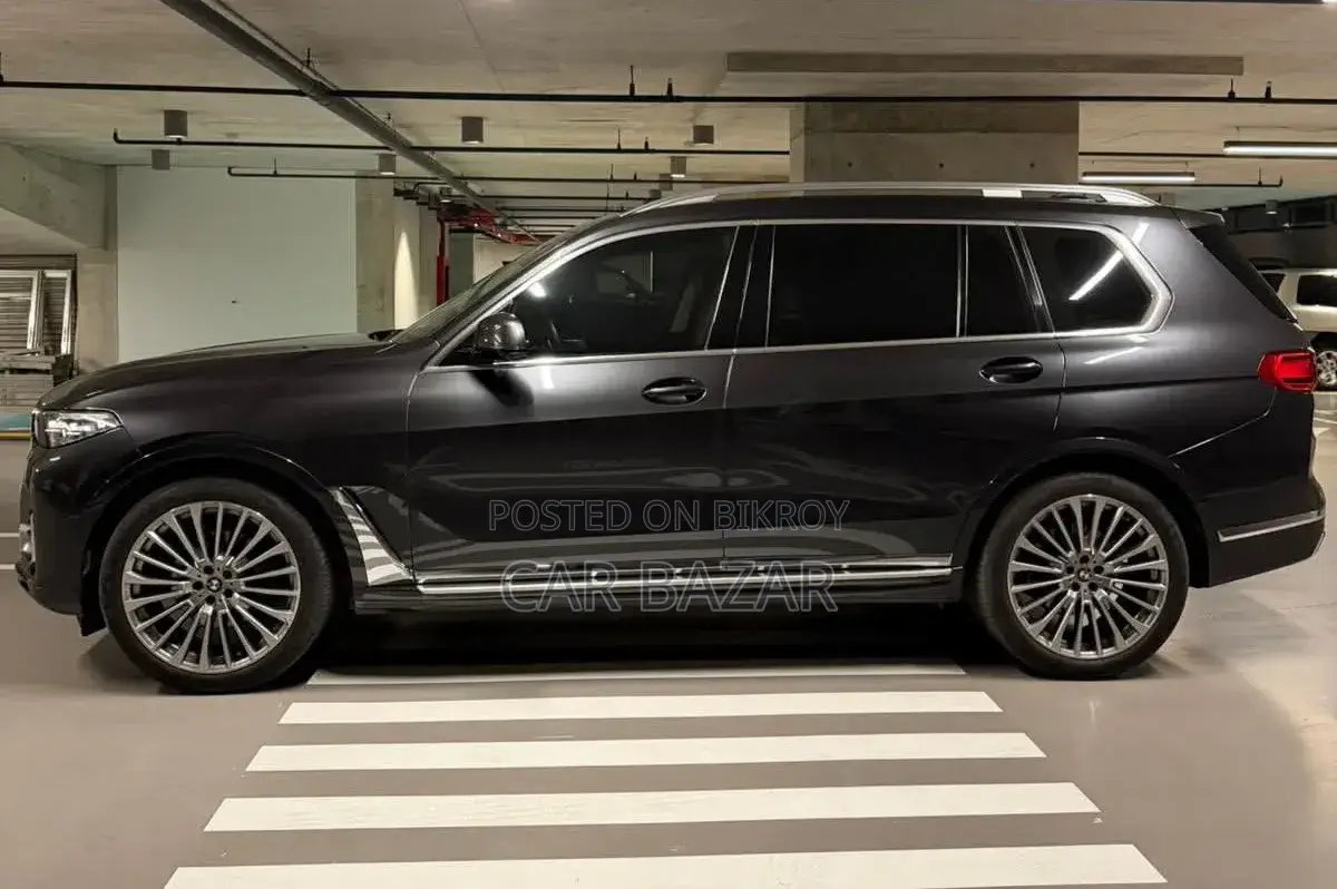 BMW X7 xDrive40i 2022 Gray