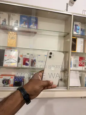 অ্যাপল আইফোন ১২ ১২৮ জিবি সাদা
