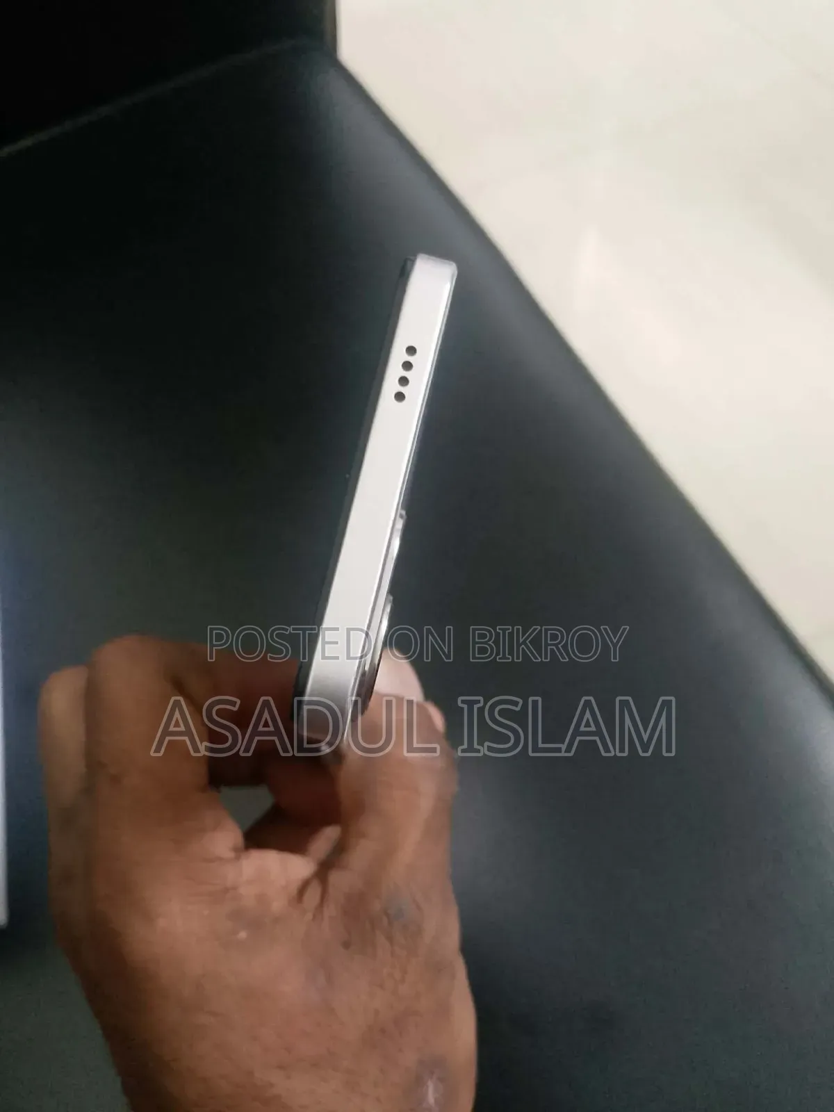 Vivo Y19s 128 GB Silver