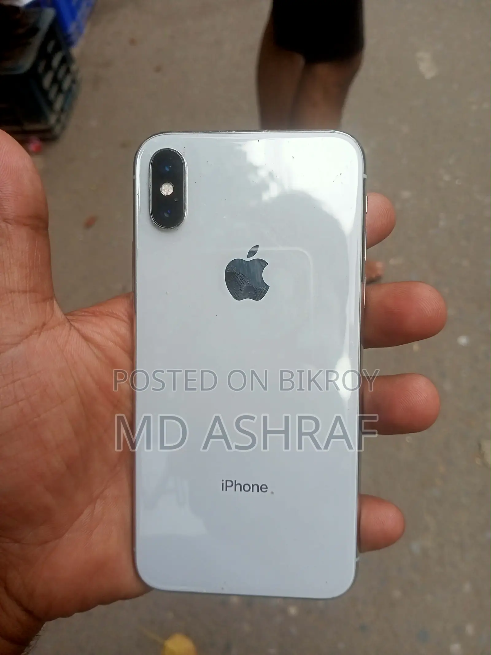 Apple iPhone X 64 GB White