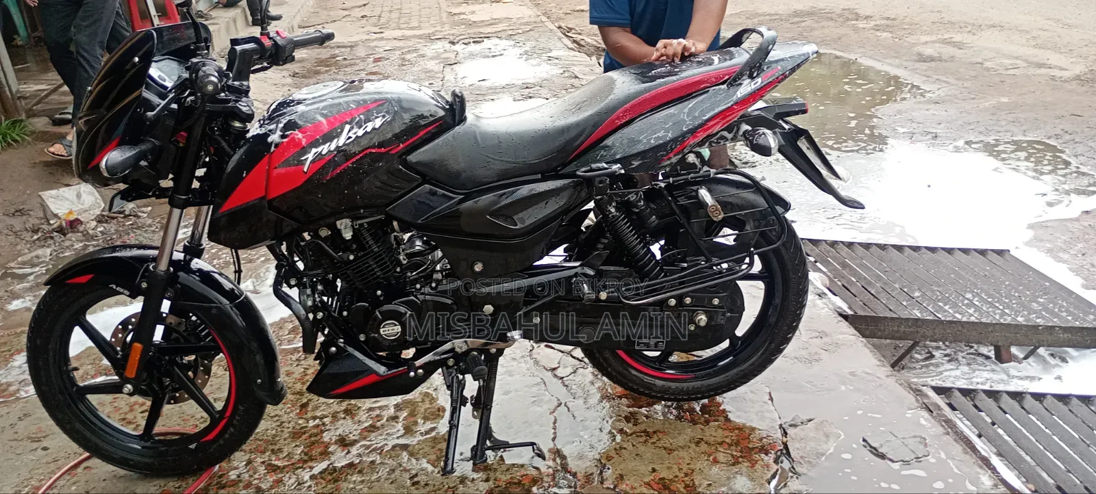 Bajaj Pulsar 150 2024 Black