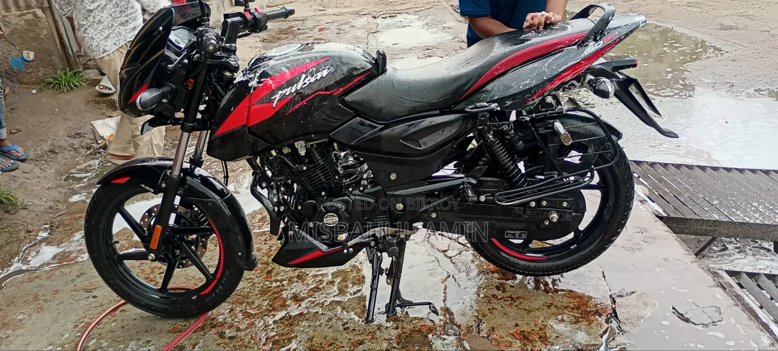 Bajaj Pulsar 150 2024 Black
