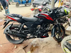 Bajaj Pulsar 150 2023 Black
