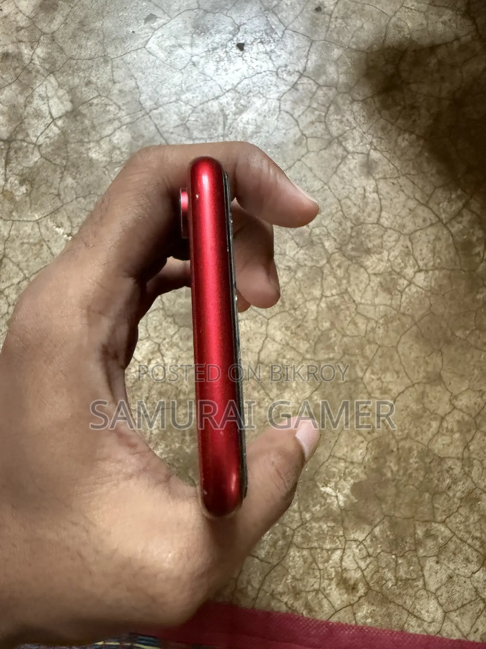 অ্যাপল আইফোন এক্সআর ১২৮ জিবি রেড