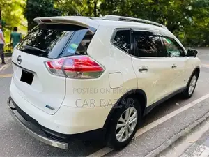 Nissan X-Trail 2.0 Petrol AWD 2014 White