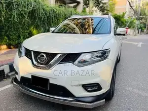 Nissan X-Trail 2.0 Petrol AWD 2014 White