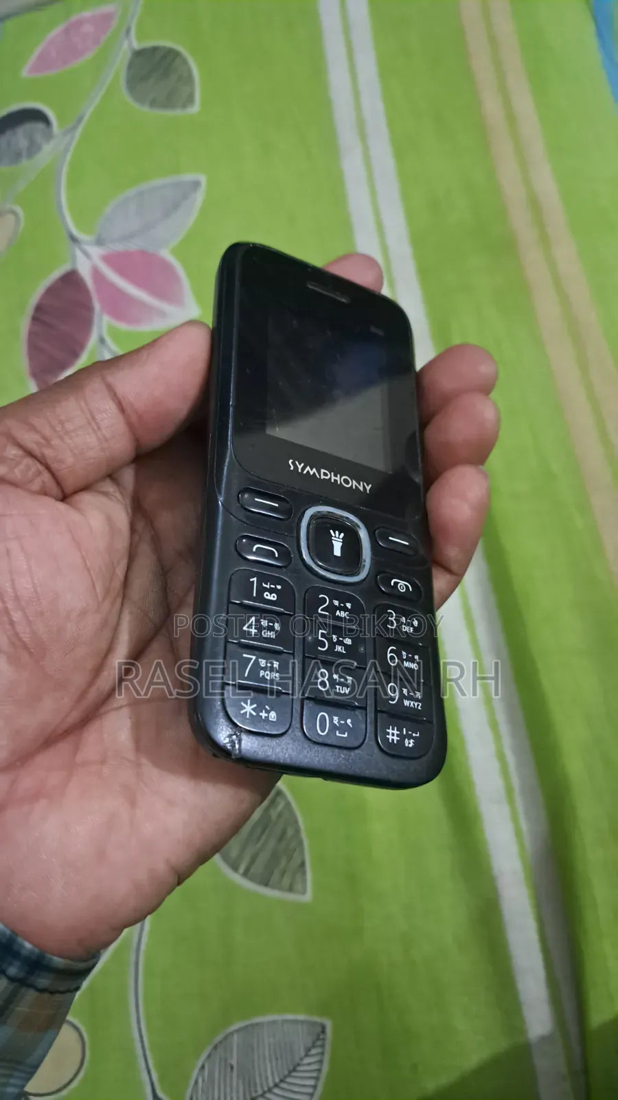 Symphony B62 Black