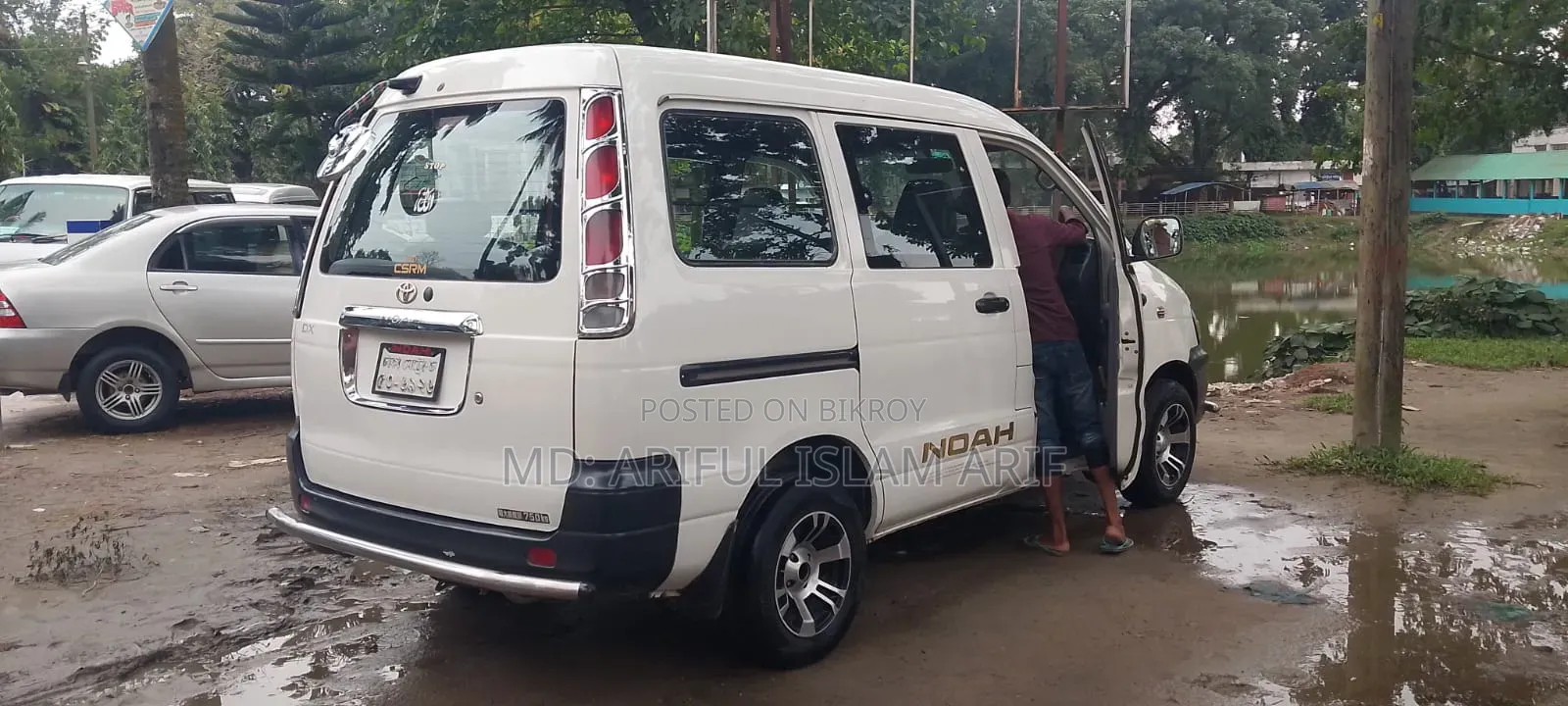 Toyota Noah 2007 White