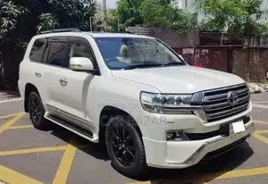 Toyota Land Cruiser 4.5 V8 VXR 2016 Pearl