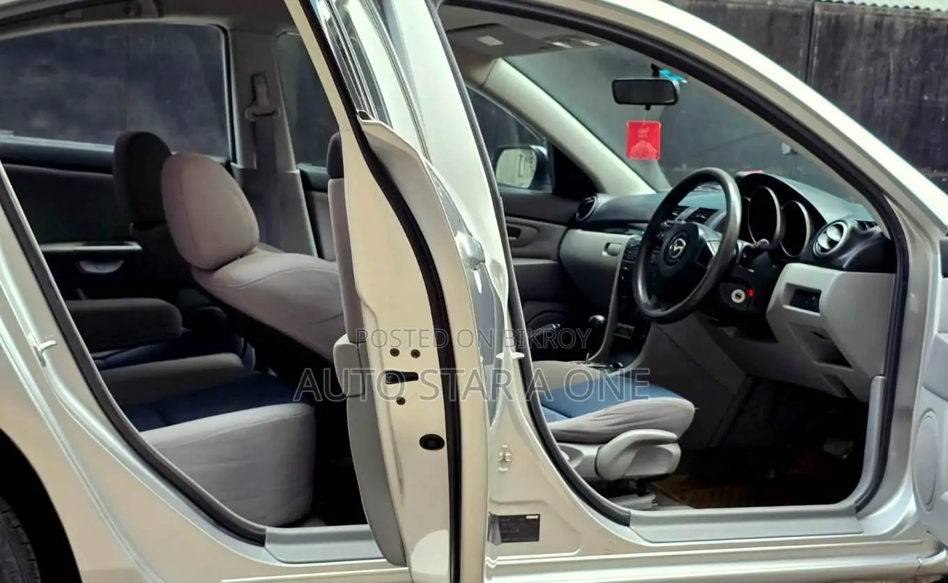Mazda Axela 2004 Silver