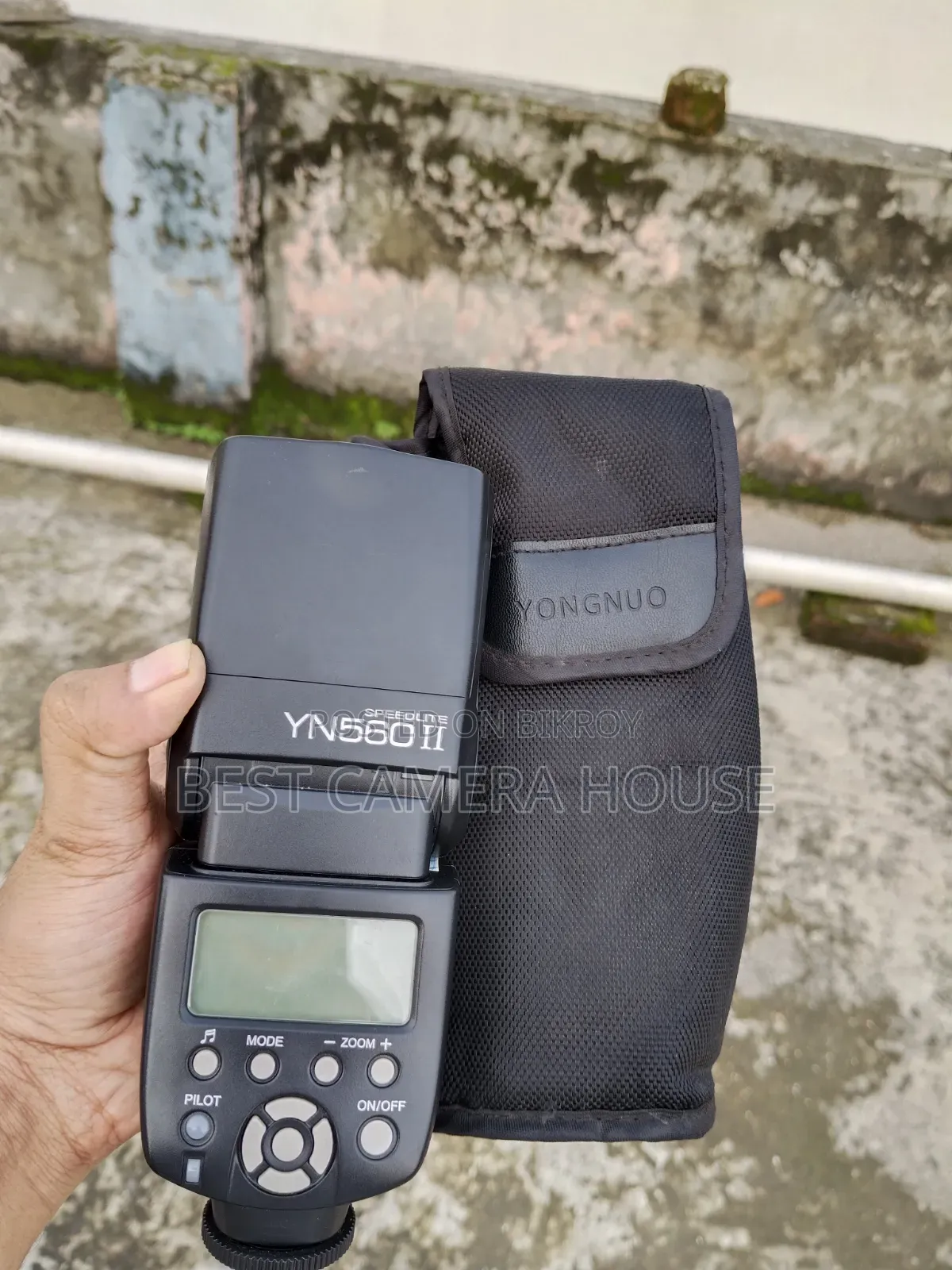 ওয়াইএন ৫৬০ মার্ক ফোর ফ্ল্যাশ + ১ সেট ব্যাটারি + চার্জার