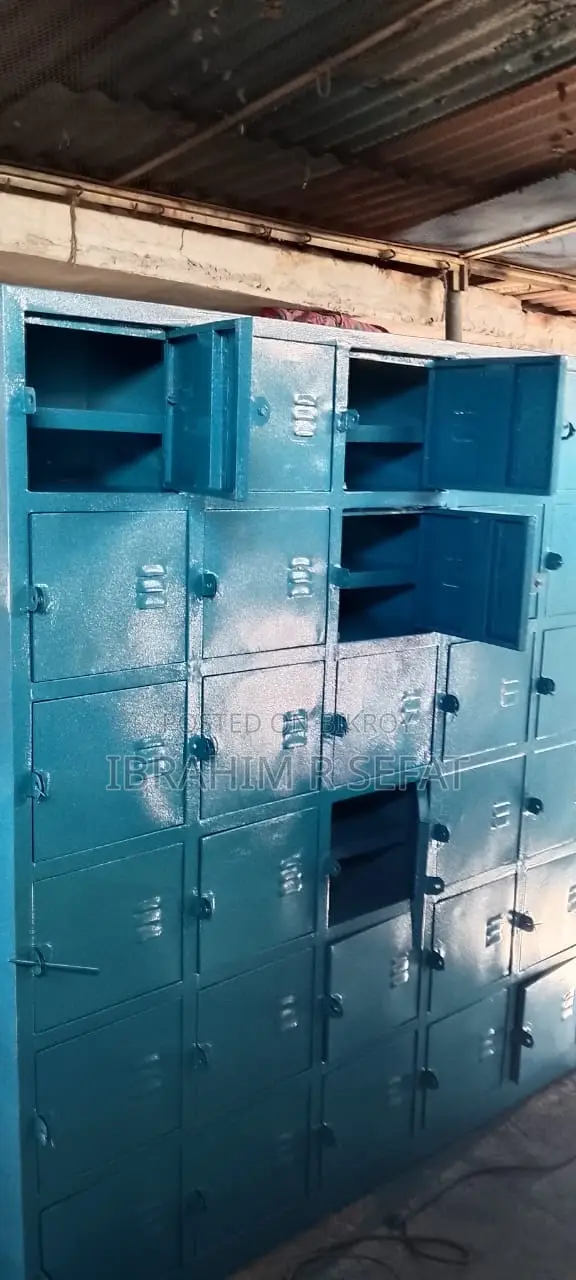 Steel Locker 30/42