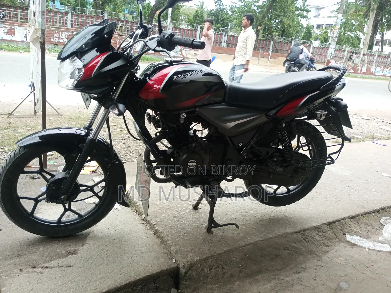 Bajaj Discover 125 2019 Black