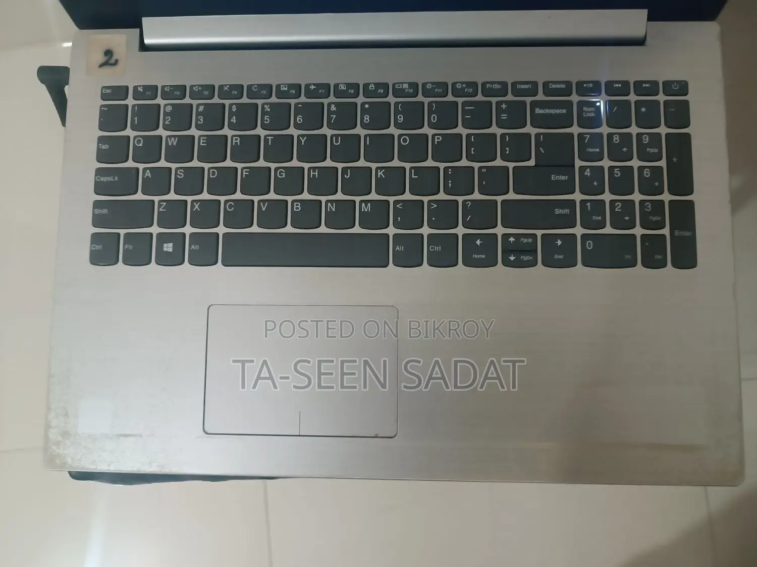 Laptop Lenovo IdeaPad 330 4GB Intel Core I3 HDD+SSD 1T