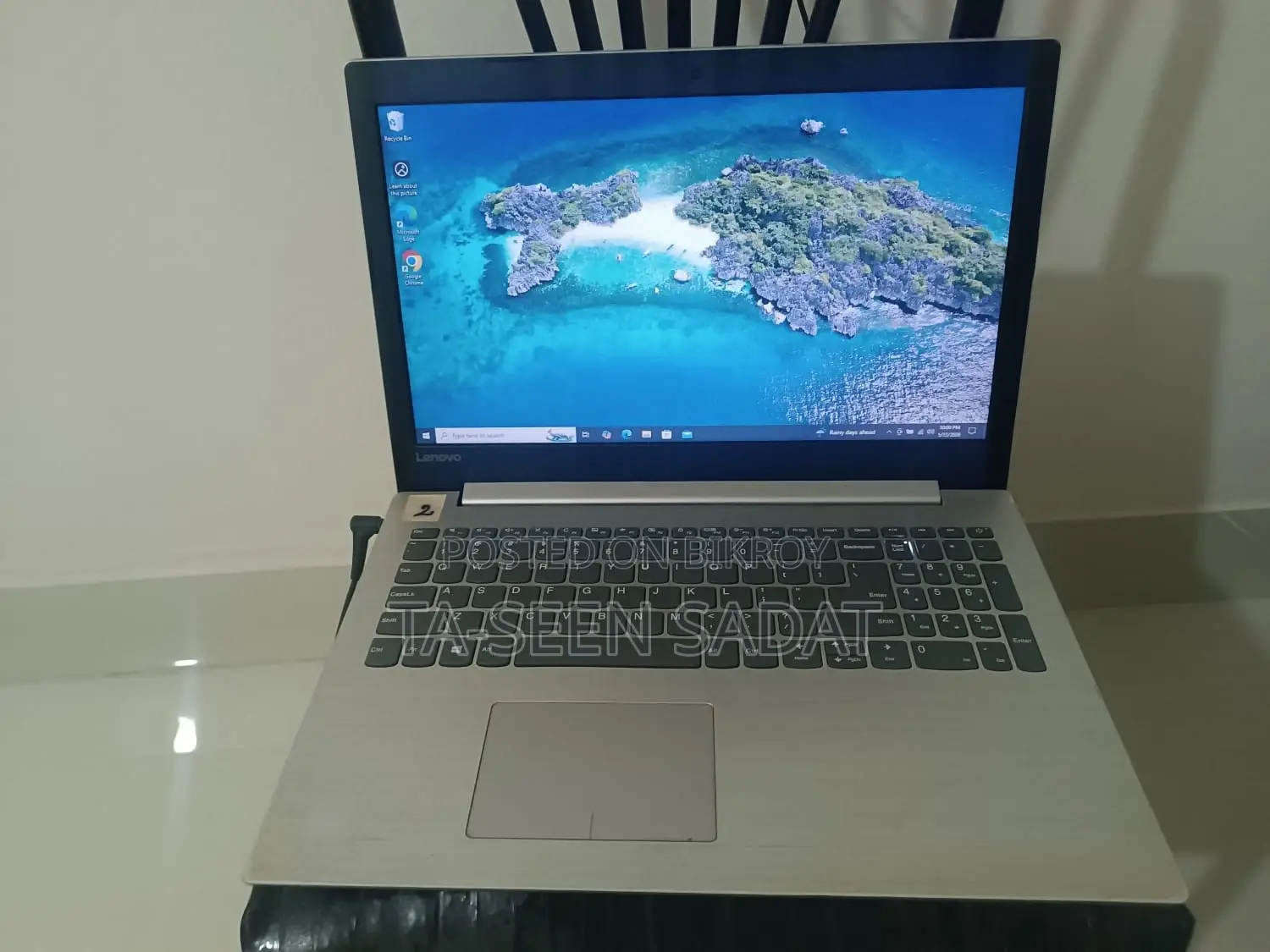 Laptop Lenovo IdeaPad 330 4GB Intel Core I3 HDD+SSD 1T