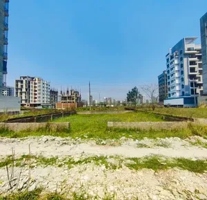Bashundhara Block-N এ South-East Corner ৩ কাঠা প্রিমিয়াম প্লট বিক্রয়