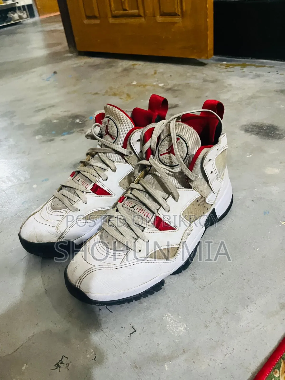 Like brand new, barely worn