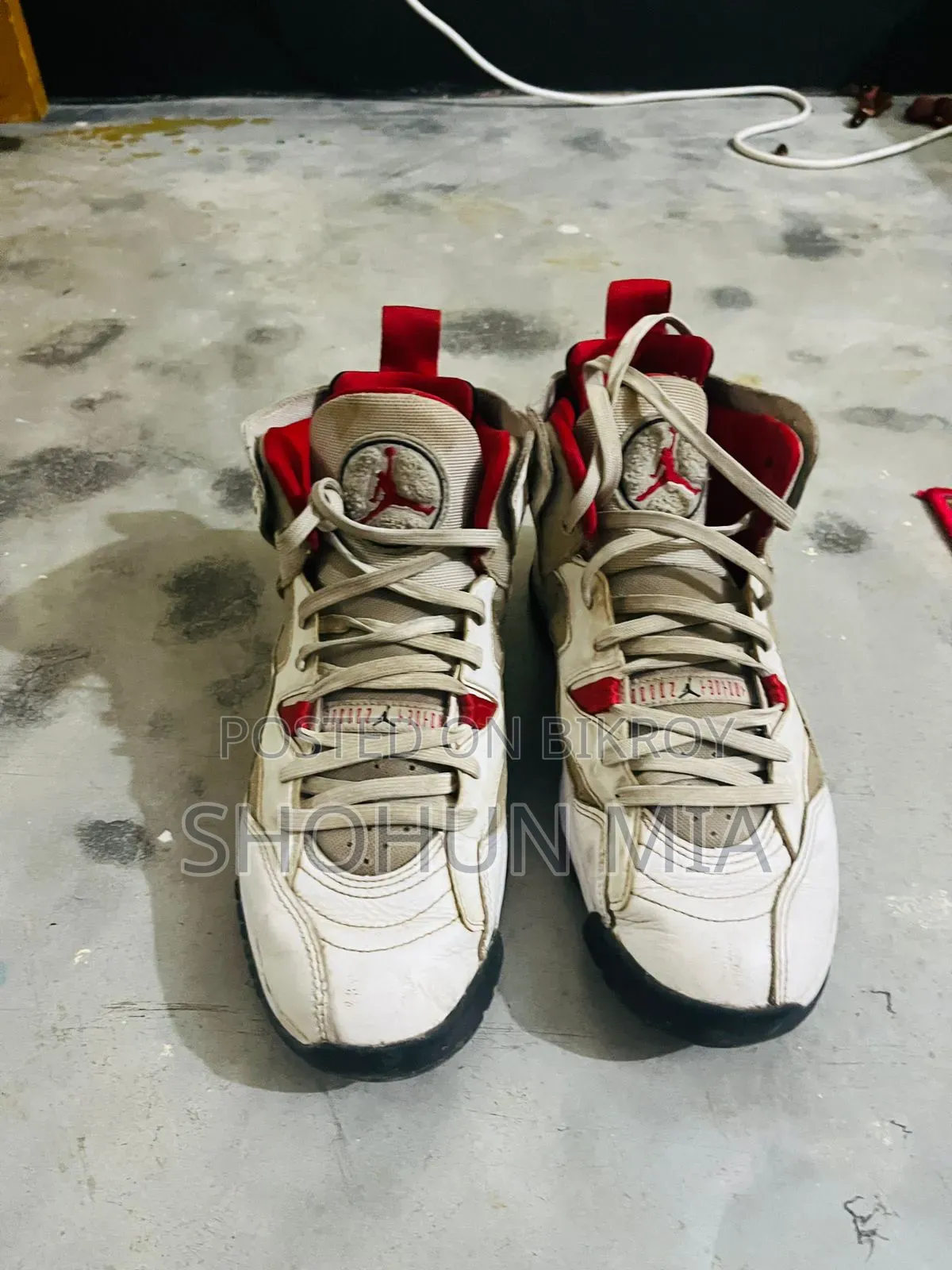 Like brand new, barely worn