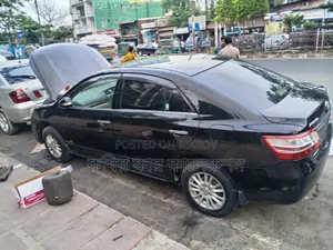 Toyota Premio 2013 Black