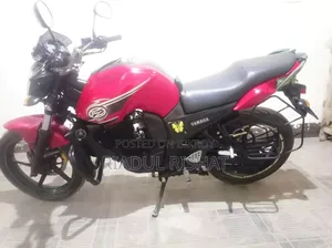 ইয়ামাহা এফজেড ২০১৩ রেড
