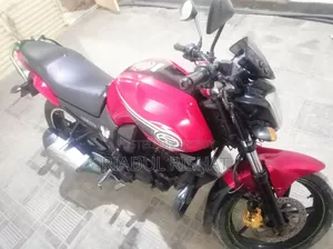 ইয়ামাহা এফজেড ২০১৩ রেড