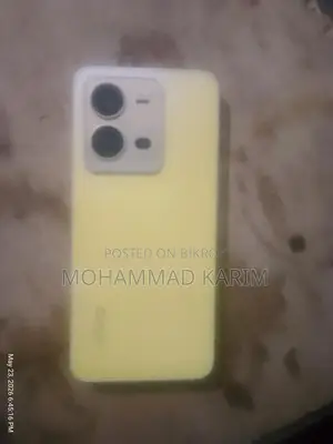 Vivo V25e 128 GB Yellow