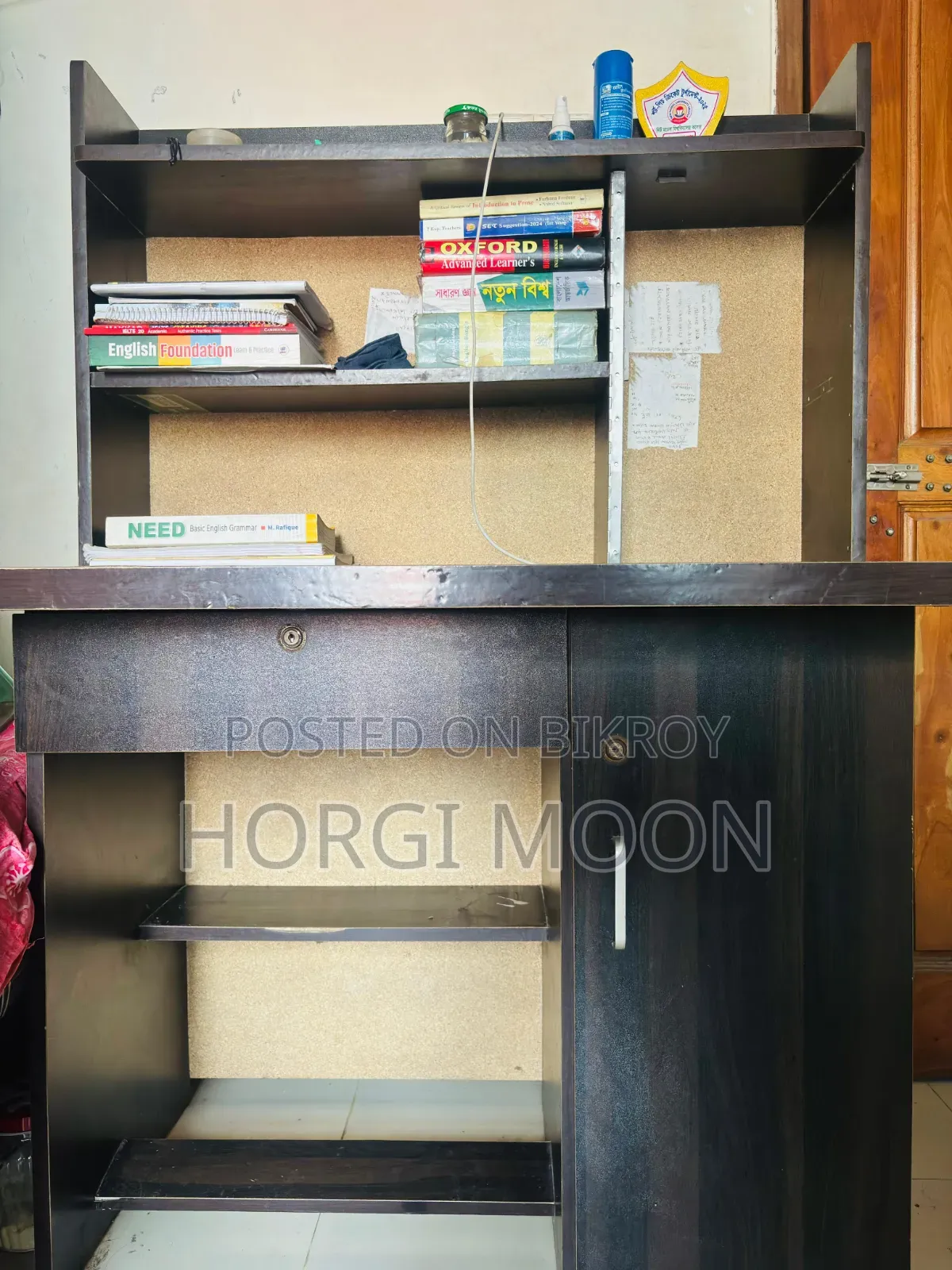 Reading Table