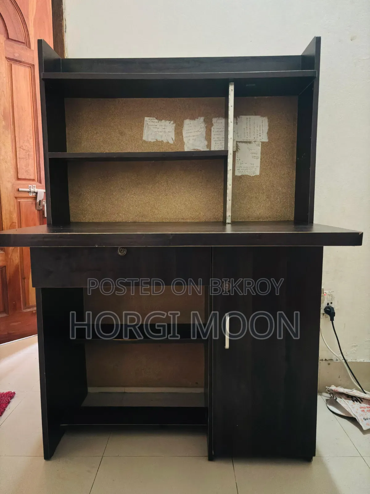 Reading Table