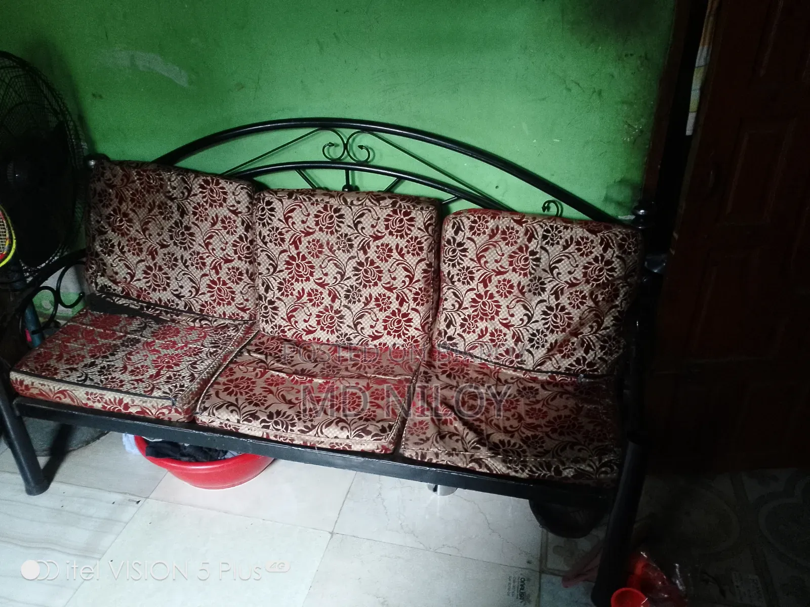 স্টাইলের সোফা