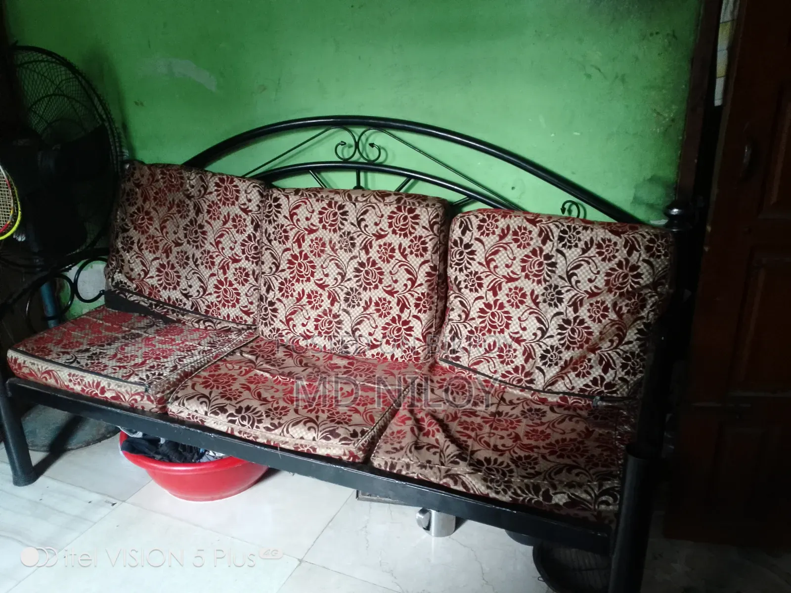 স্টাইলের সোফা