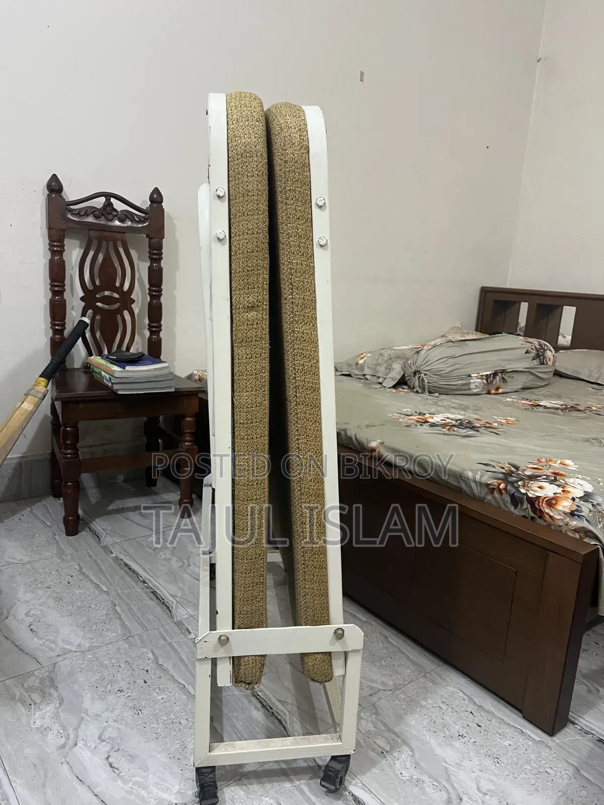 ফোল্ডিং বেড