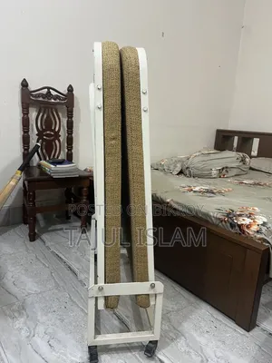 ফোল্ডিং বেড
