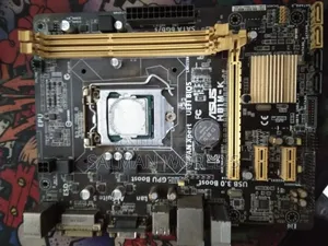 Computer Motherboard + Processor