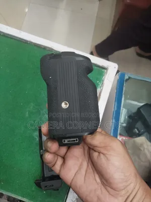 সনি ৬০০০ বডি গ্রিপ
