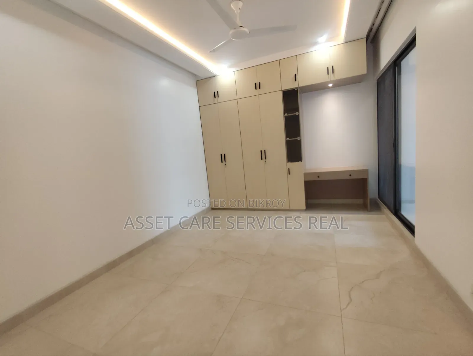4bdrm Apartment in Gulshan for Rent